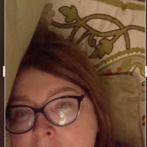 Meet your Posher, Suzanne